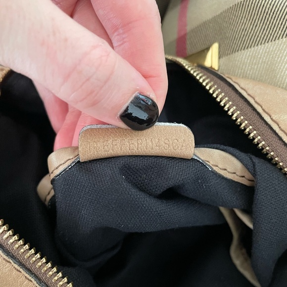 Burberry tote - Picture 4 of 13